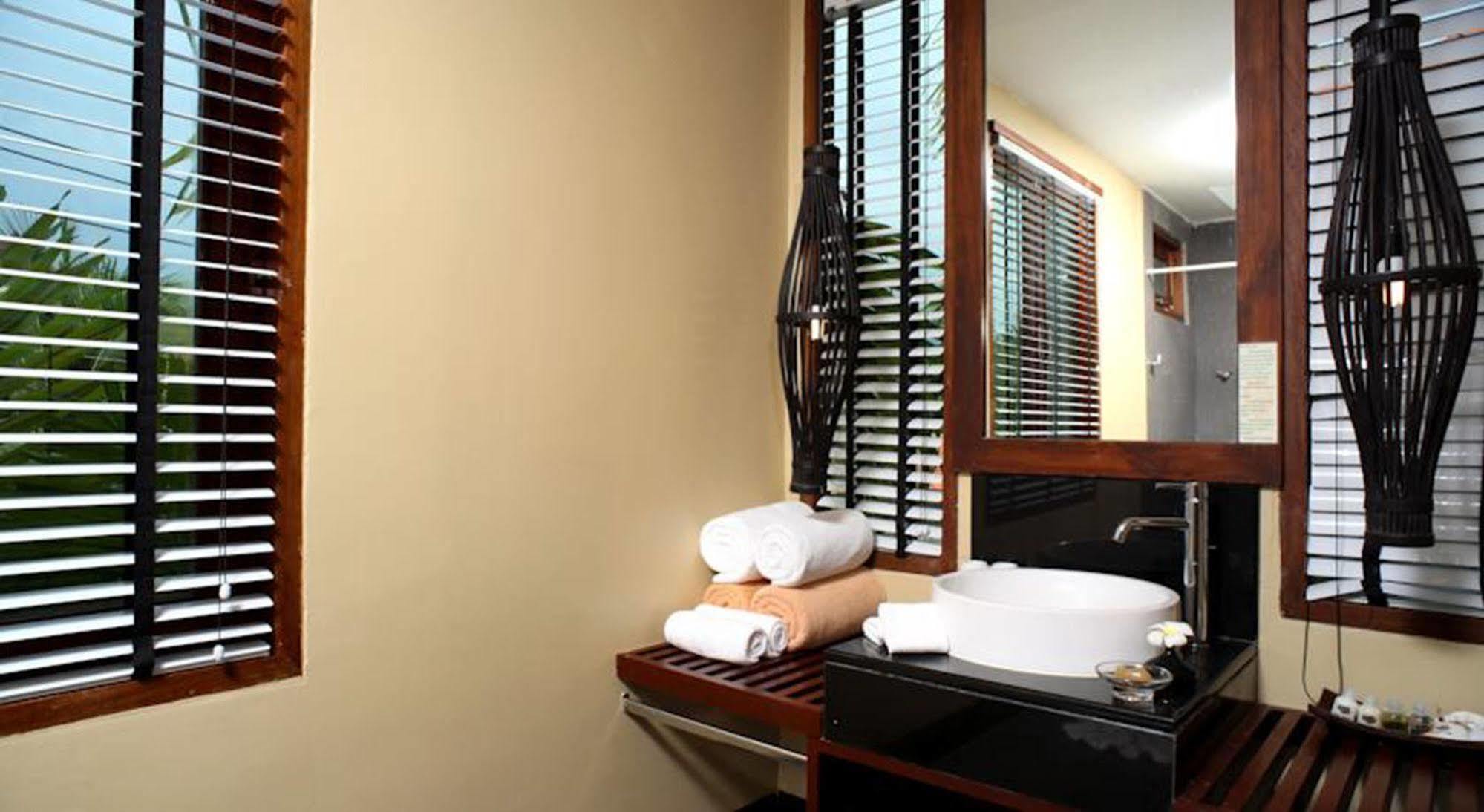 Chongfah Beach Resort Khaolak - Sha Extra Plus Khao Lak Ngoại thất bức ảnh