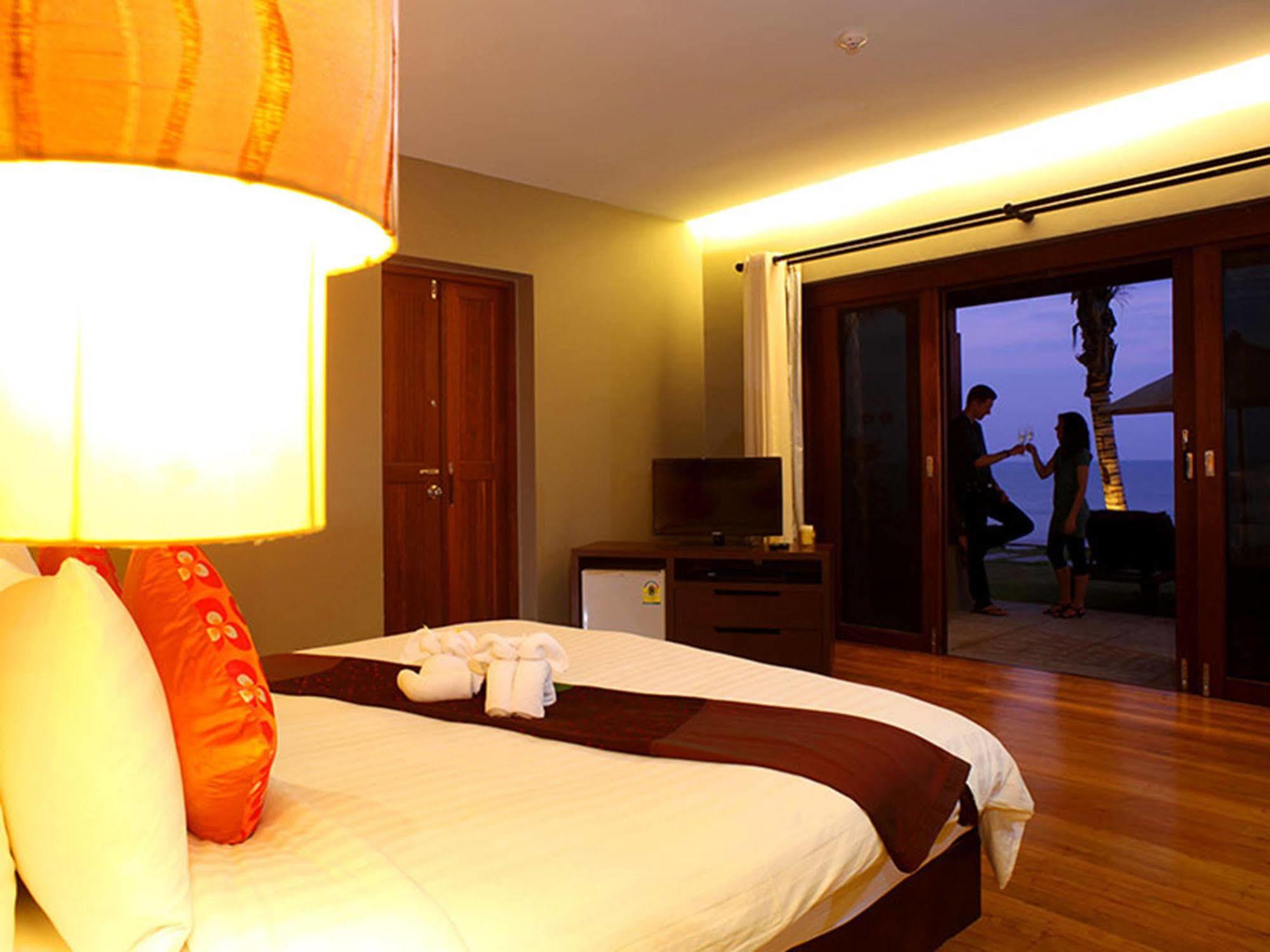 Chongfah Beach Resort Khaolak - Sha Extra Plus Khao Lak Ngoại thất bức ảnh